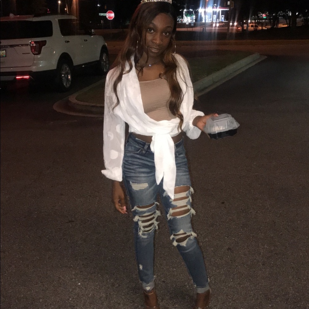 Top - Picture 2 of 3